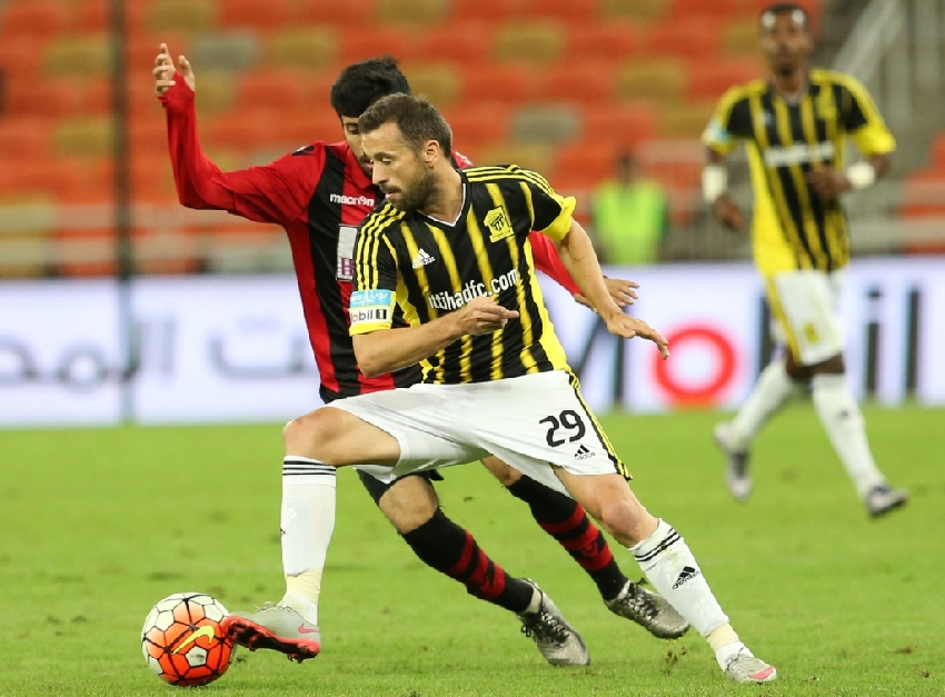 Sanmartean a semnat cu Pandurii si Hamroun nu vrea Steaua in grupele Champions League @9.82 cota