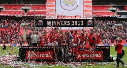 Johnstones Paint Trophy (Anglia) - o cupa intre echipele din League One si League Two